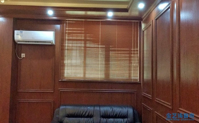 百葉窗簾種類有哪些 百葉窗簾選購技巧 家用百葉窗簾種類的劃分