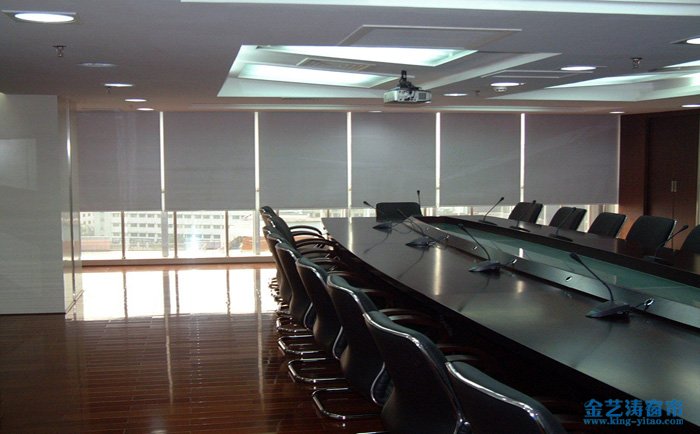 卷簾窗簾價格各異 金藝濤窗簾網(wǎng)傳授卷簾窗簾清洗術(shù) 卷簾