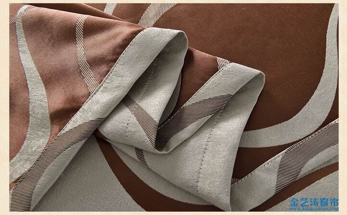 卷簾窗簾價格各異 金藝濤窗簾網(wǎng)傳授卷簾窗簾清洗術(shù) 布藝簾